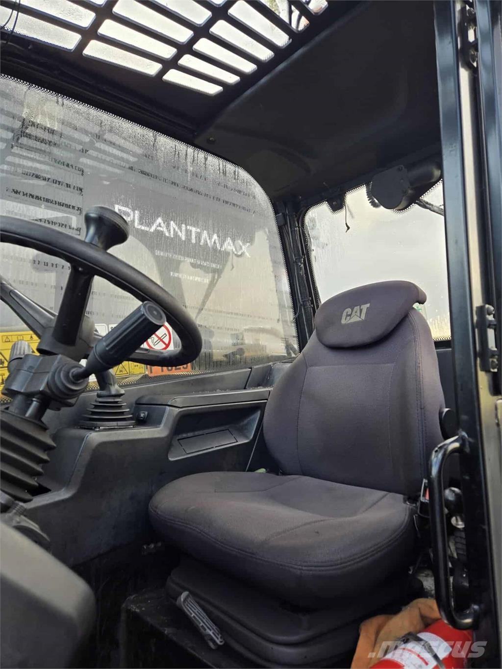 CAT TH417 Teleskopski viličarji