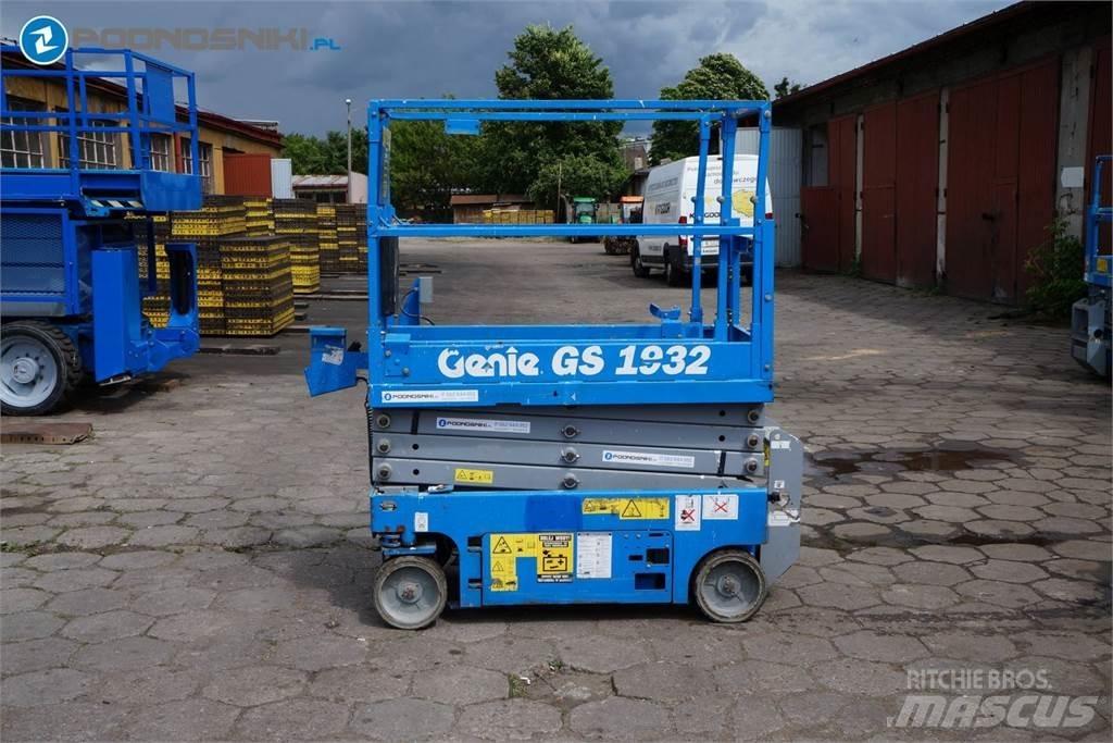 Genie 1932 Škarjaste dvižne ploščadi