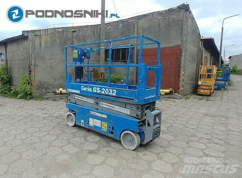 Genie 2032 Škarjaste dvižne ploščadi