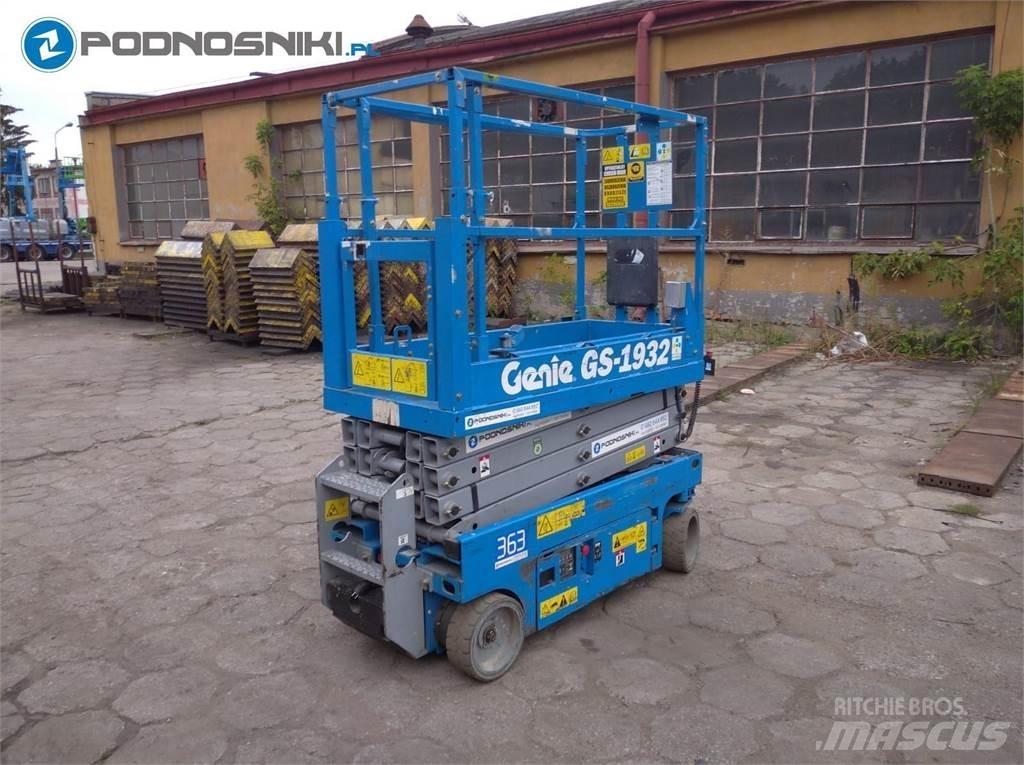 Genie 3219 Škarjaste dvižne ploščadi