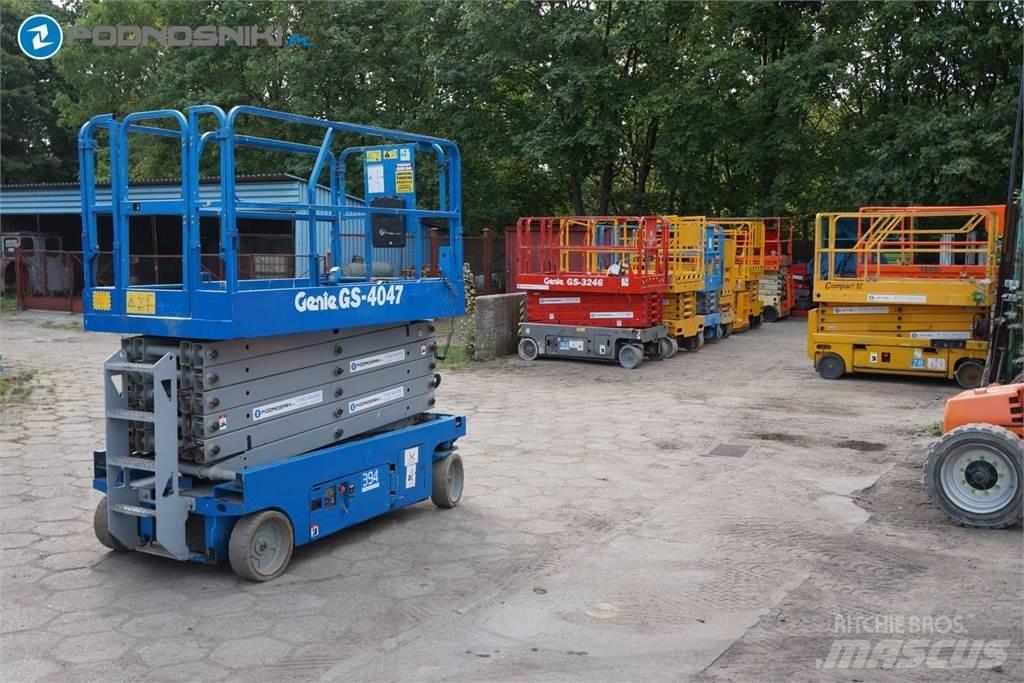 Genie 4047 Škarjaste dvižne ploščadi