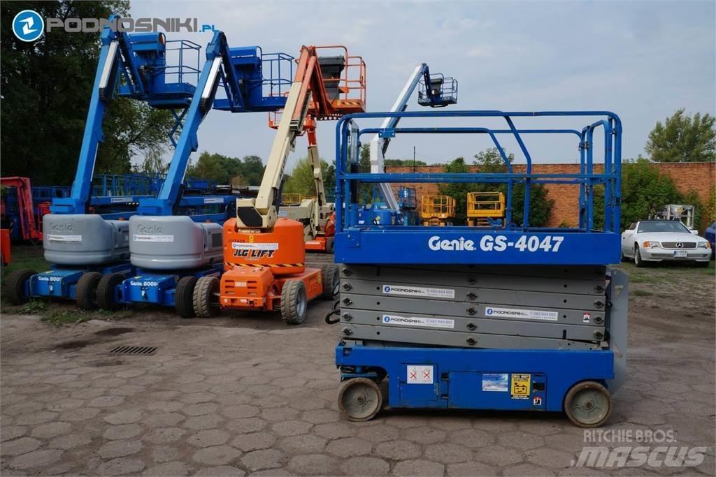 Genie 4047 Škarjaste dvižne ploščadi