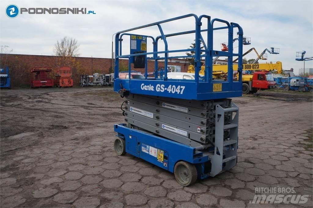 Genie 4047 Škarjaste dvižne ploščadi