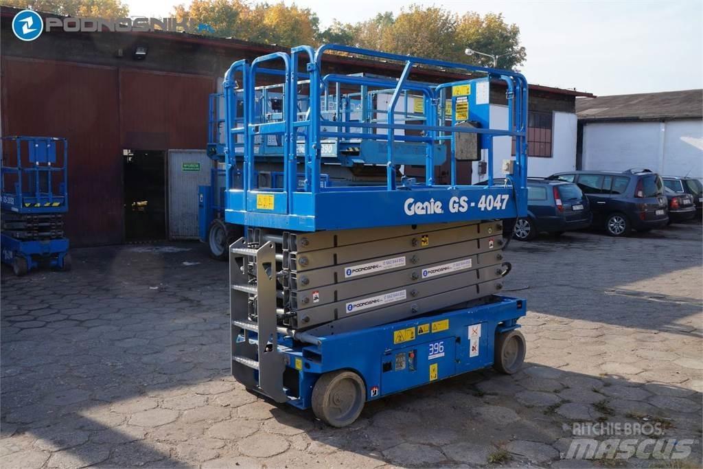 Genie 4047 Škarjaste dvižne ploščadi