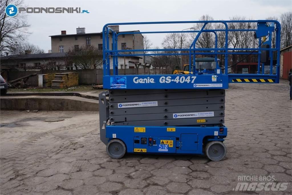 Genie 4047 Škarjaste dvižne ploščadi