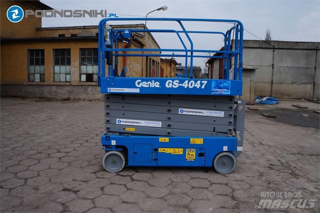 Genie 4047 Škarjaste dvižne ploščadi