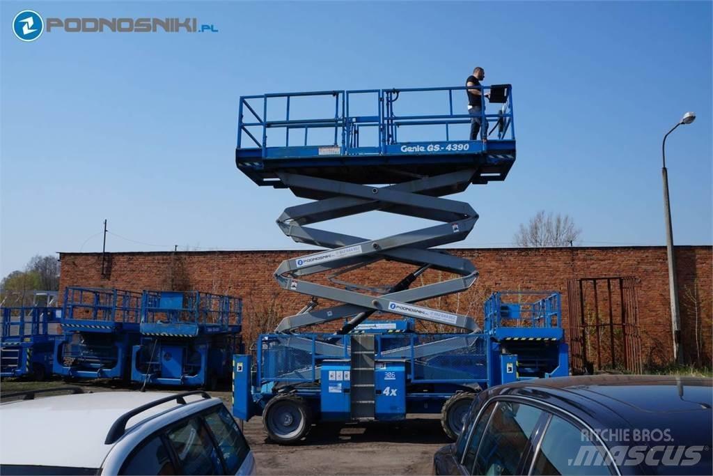 Genie 4390 Škarjaste dvižne ploščadi