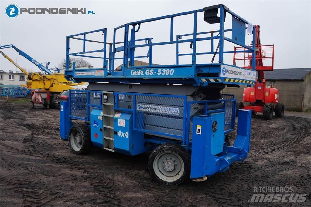 Genie 5390 Škarjaste dvižne ploščadi