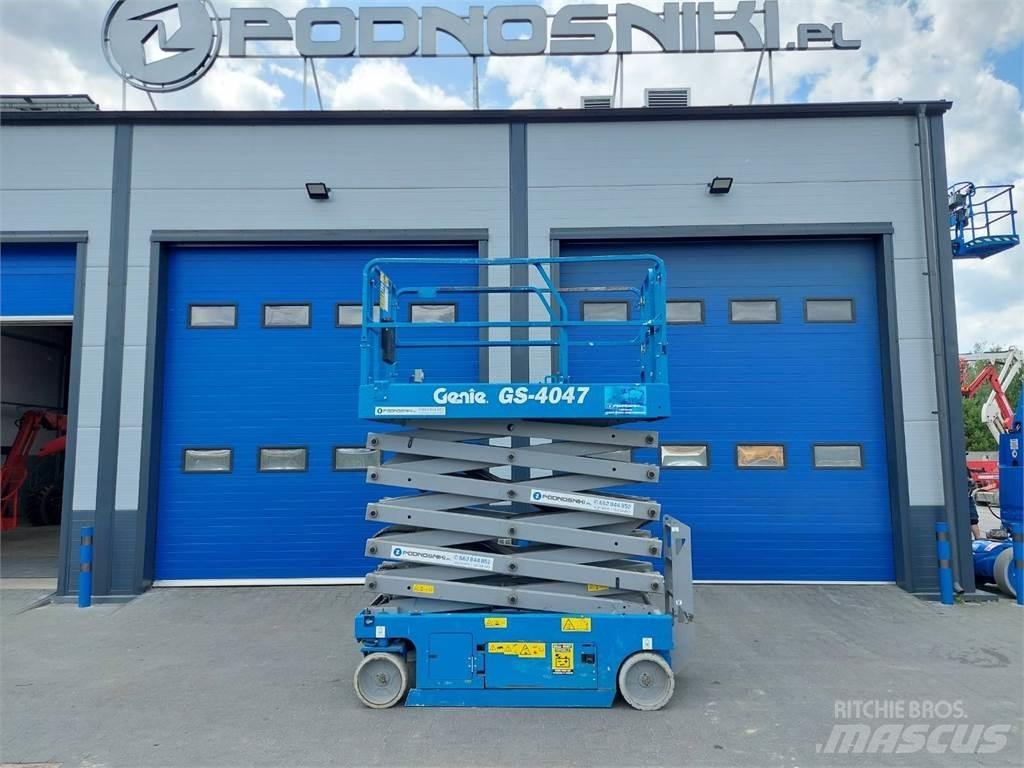 Genie GS-4047 Škarjaste dvižne ploščadi