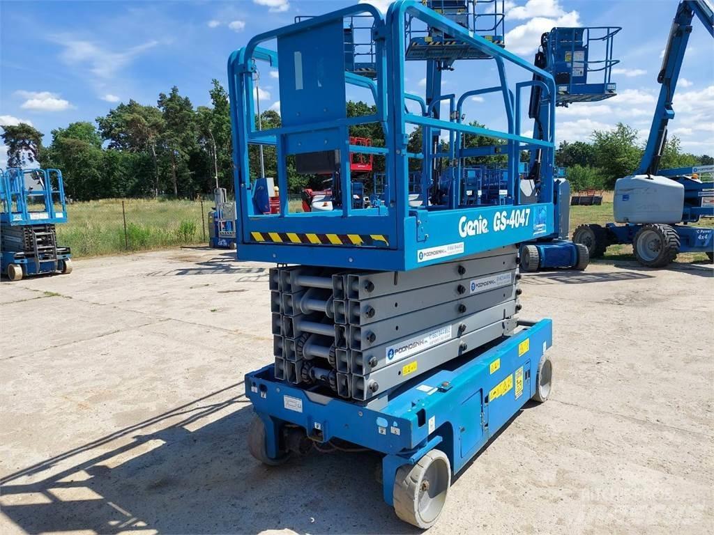 Genie GS-4047 Škarjaste dvižne ploščadi