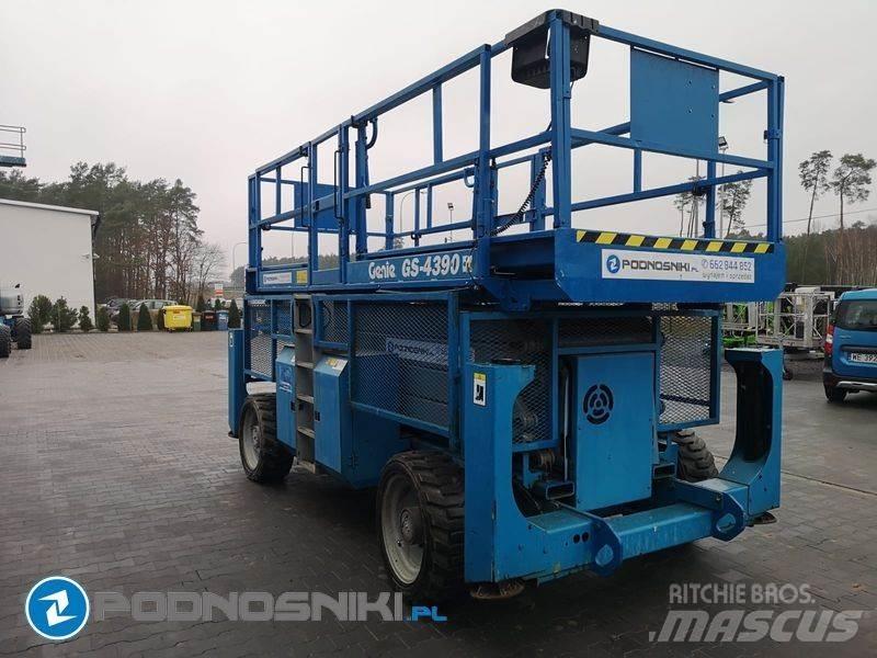 Genie GS-4390 Škarjaste dvižne ploščadi