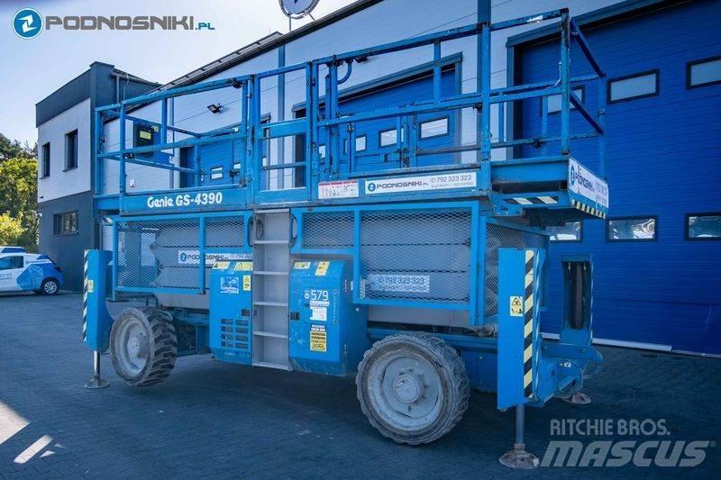 Genie GS-4390 Škarjaste dvižne ploščadi