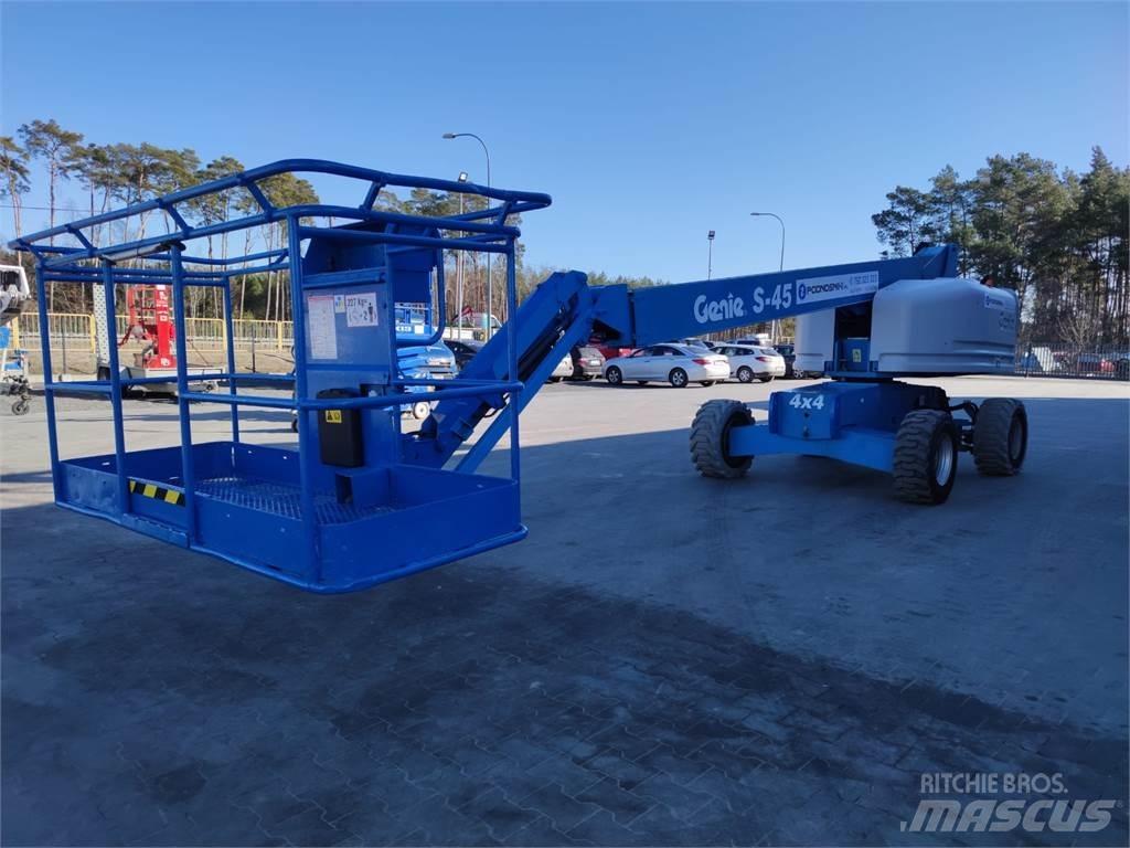 Genie S-45 Teleskopske dvižne ploščadi