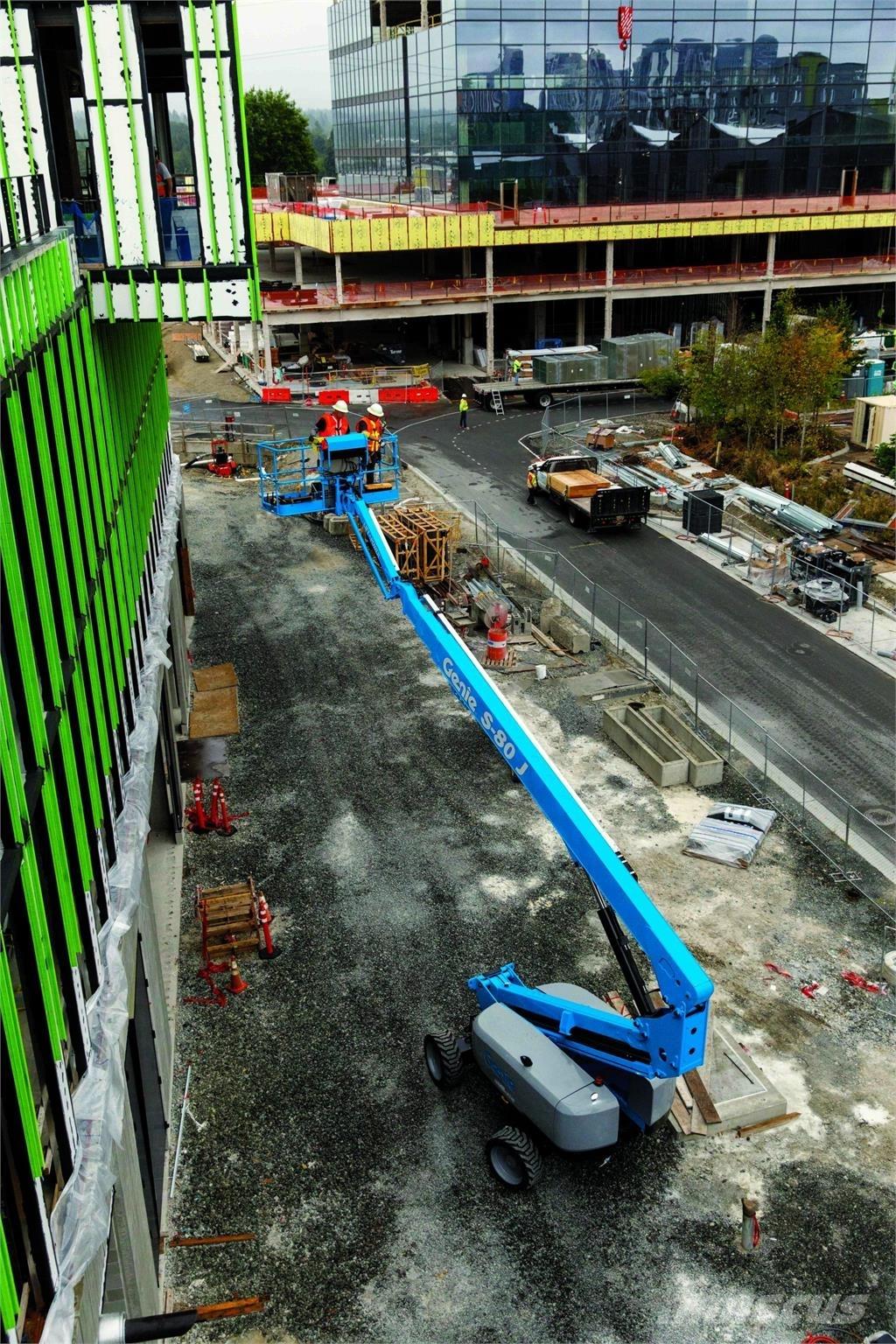 Genie S-80J Teleskopske dvižne ploščadi