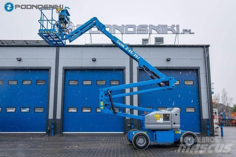 Genie Z-45/25J Zglobne dvižne ploščadi