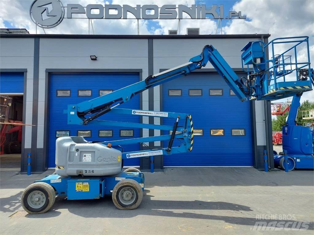 Genie Z-45/25J DC Zglobne dvižne ploščadi