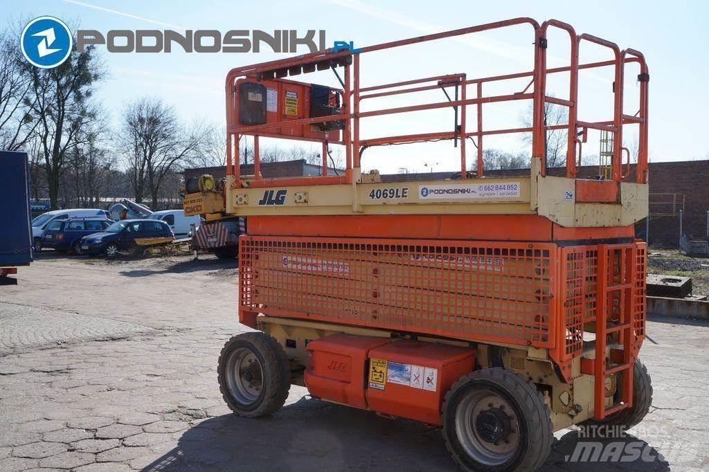 JLG 4069 Škarjaste dvižne ploščadi
