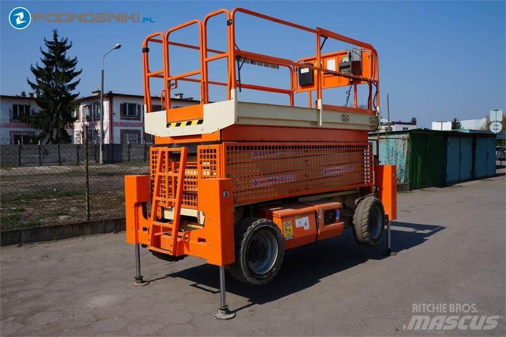 JLG 4069 Škarjaste dvižne ploščadi