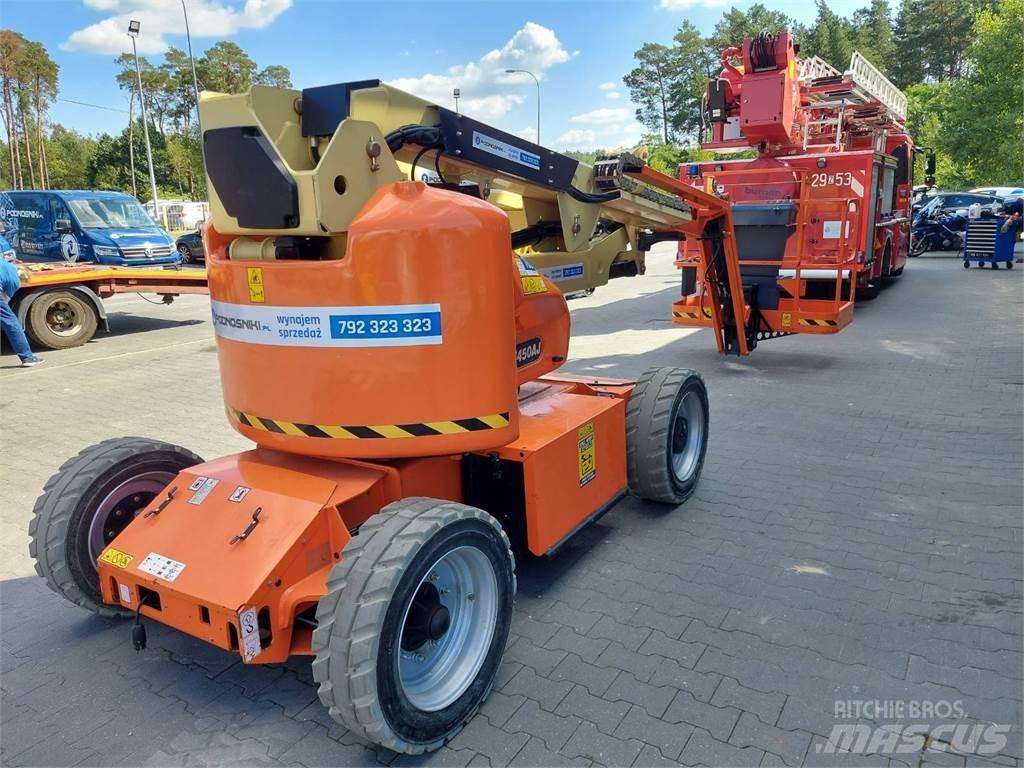 JLG E450AJ Zglobne dvižne ploščadi