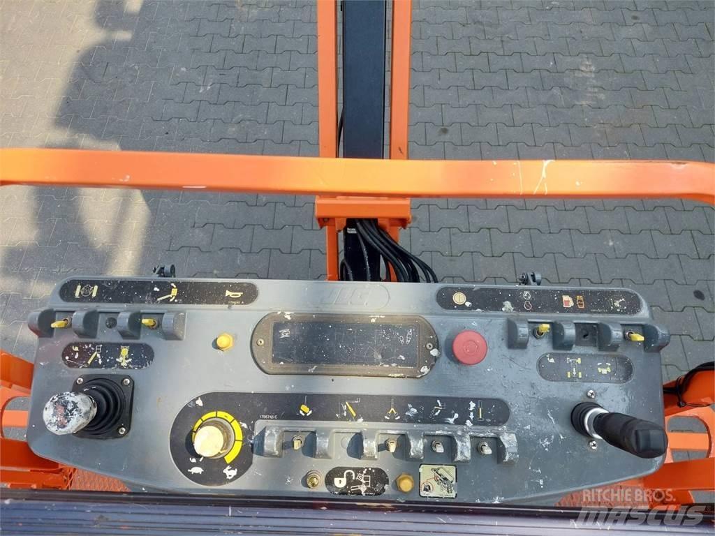 JLG M600JP Zglobne dvižne ploščadi