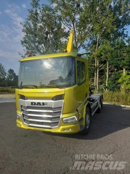 DAF XD Razstavljivi tovornjaki z žičnimi dvigali