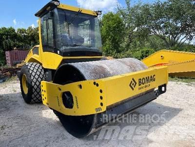 Bomag BW213DH-5 Gradbeništvo - drugo