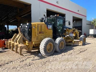 CAT 140M3 Grederji