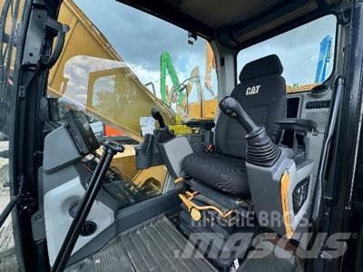 CAT 320 Bagri goseničarji