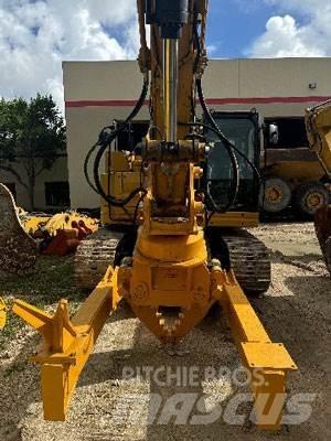 CAT 325FL CR Bagri za prekladanje primarnih/sekundarnih surovin