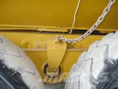 CAT 730 Tailgate Drugi deli