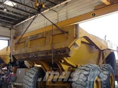 CAT 735 Tailgate Drugi deli