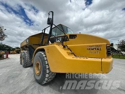 CAT 740 Zglobni demperji
