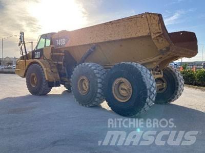 CAT 740B Zglobni demperji