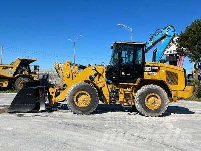 CAT 938M Kolesni nakladalci