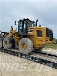 CAT 938M Kolesni nakladalci