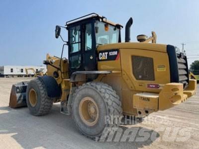 CAT 938M Kolesni nakladalci