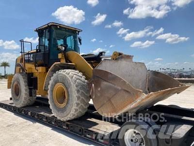 CAT 950M Kolesni nakladalci