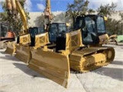 CAT D3 LGP Buldožerji goseničarji