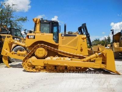 CAT D8T Buldožerji goseničarji