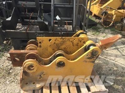 CAT D8T Ripper, S/S Drugi deli