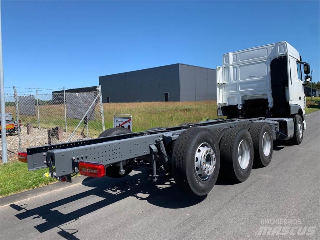 DAF XF 430 8x4*4 Tovornjaki-šasije