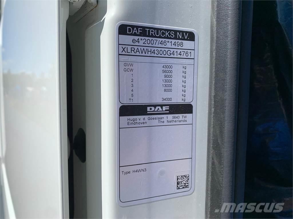 DAF XF 430 8x4*4 Tovornjaki-šasije