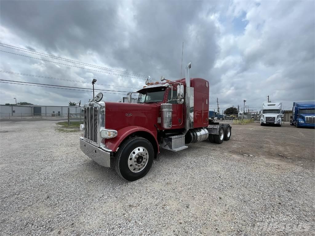 Peterbilt 389 Vlačilci
