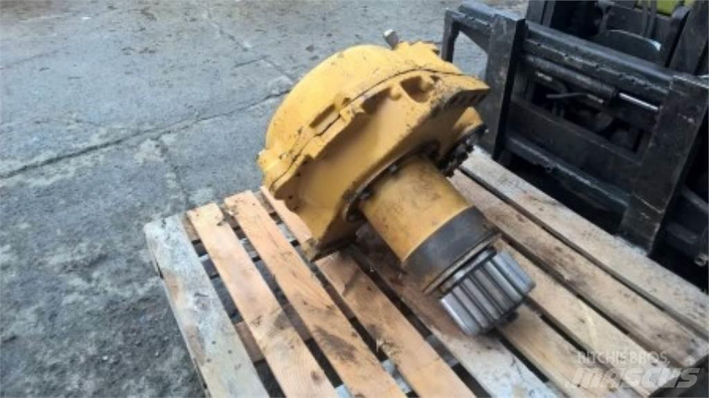 CAT 231D Drugo