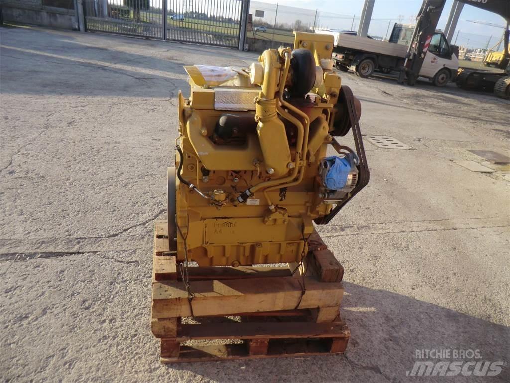 CAT 3054 Motorji