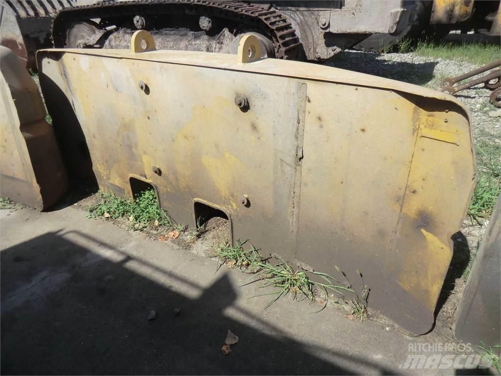 CAT 317B Podvozje in vzmetenje
