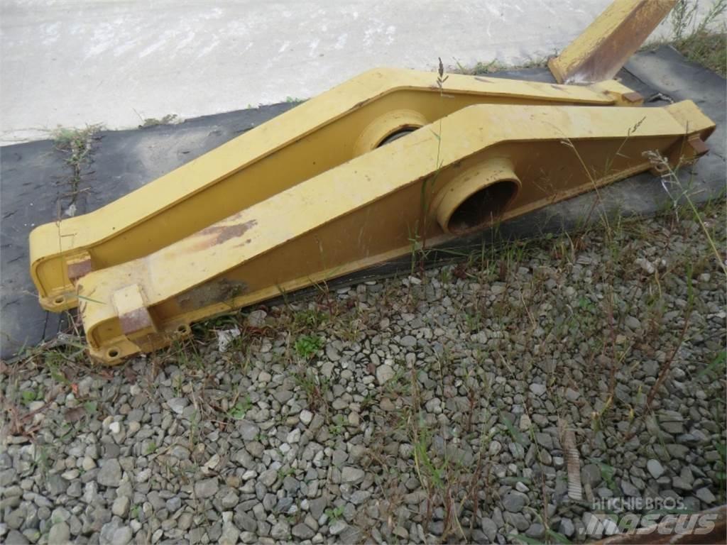 CAT 323D Podvozje in vzmetenje