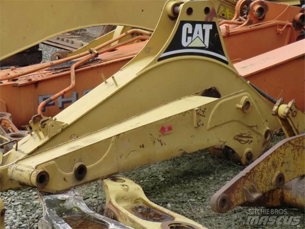 CAT 438C Podvozje in vzmetenje