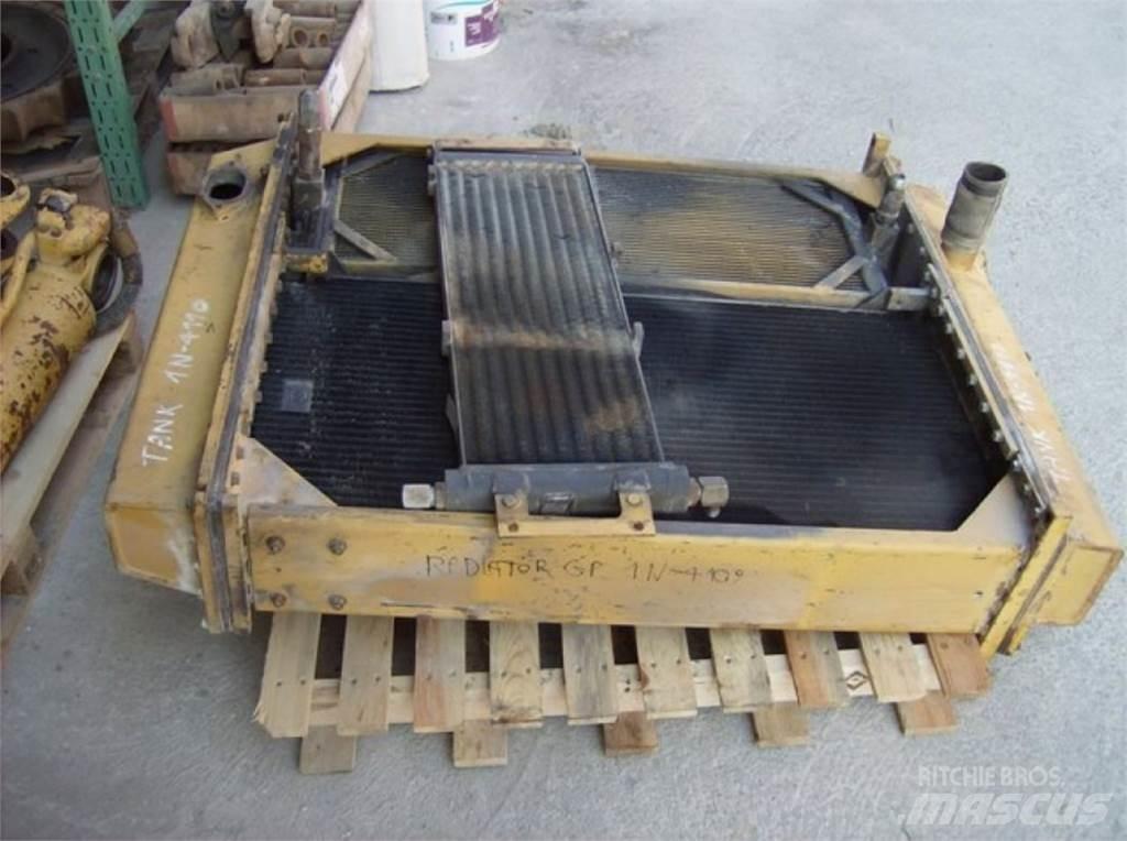 CAT 735 Drugo