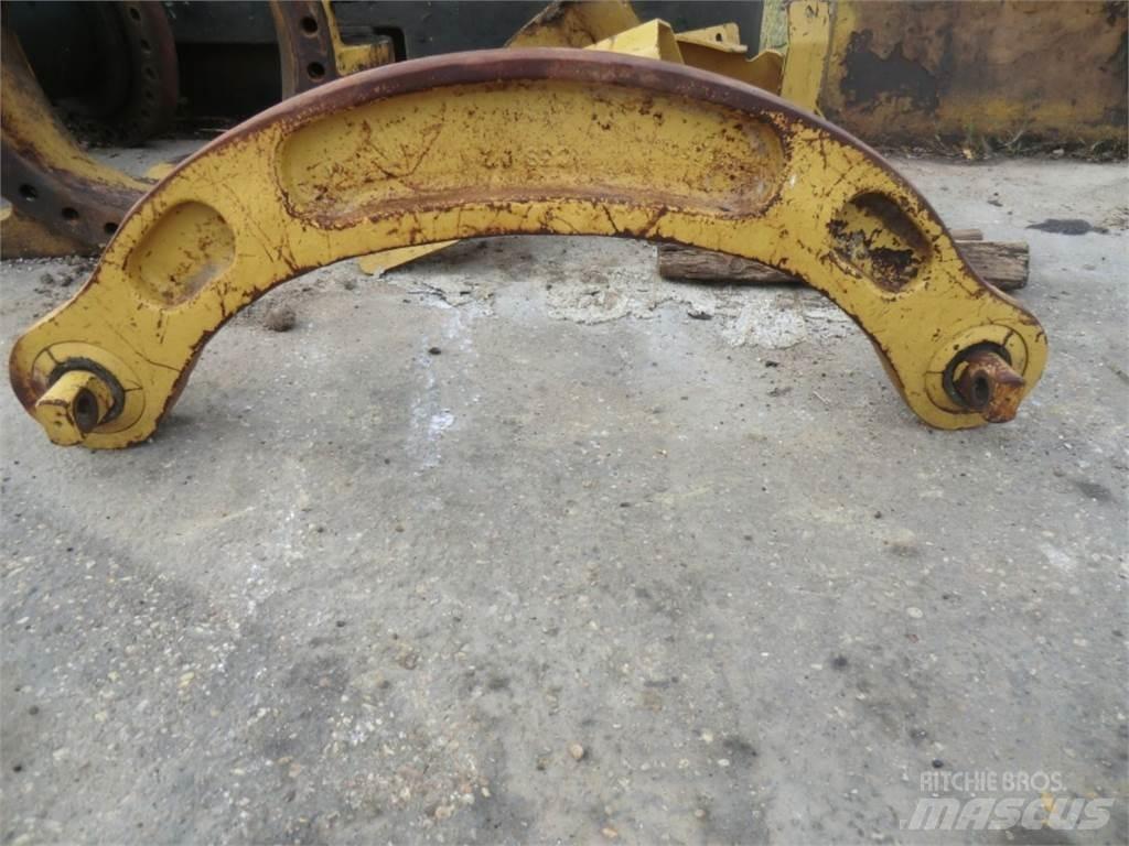 CAT 735 Gosenice